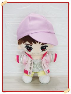 Travis はぴぬい ときめき 衣装 赤担当