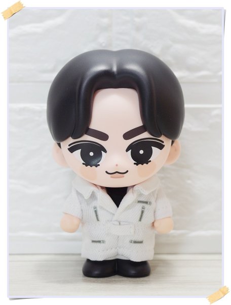 画像1: 【予約受付中】 ソフビ つなぎ衣装 白担当 sf173 (1)