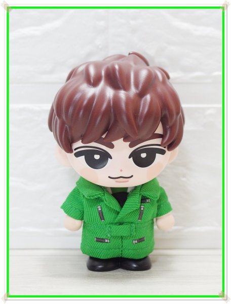 画像1: 【予約受付中】 ソフビ つなぎ衣装 緑担当 sf174 (1)